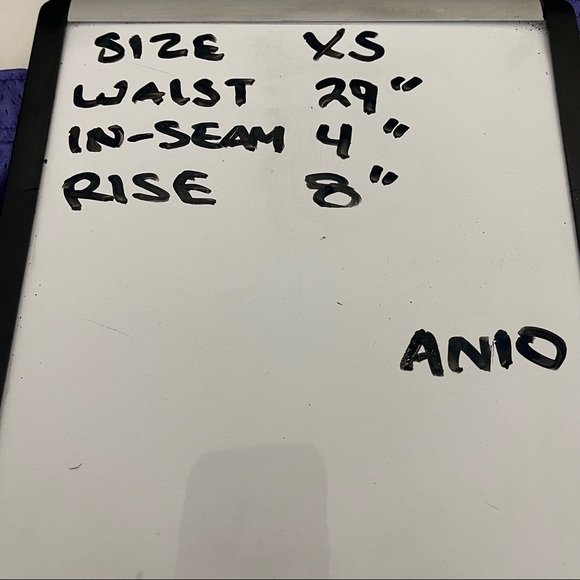 Nike Women’s Purple Work Out Shorts XS - Picture 4 of 4